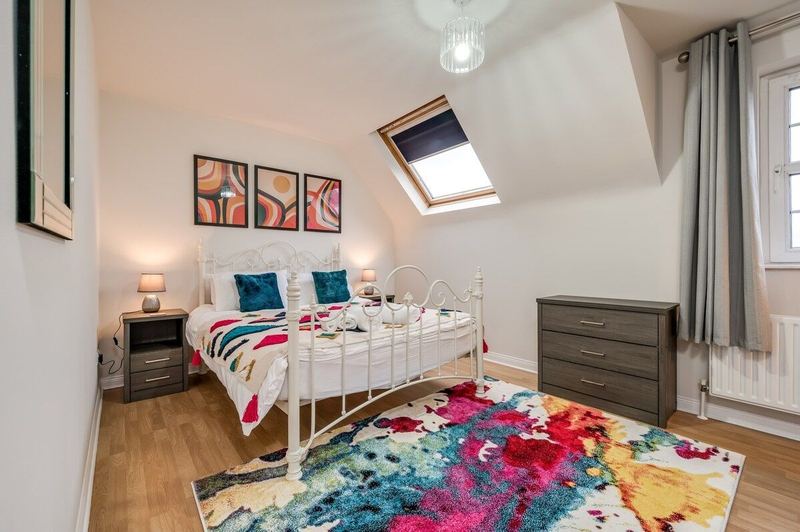 Inside City Centre Townhouse 2x Parking, Great for Groups
